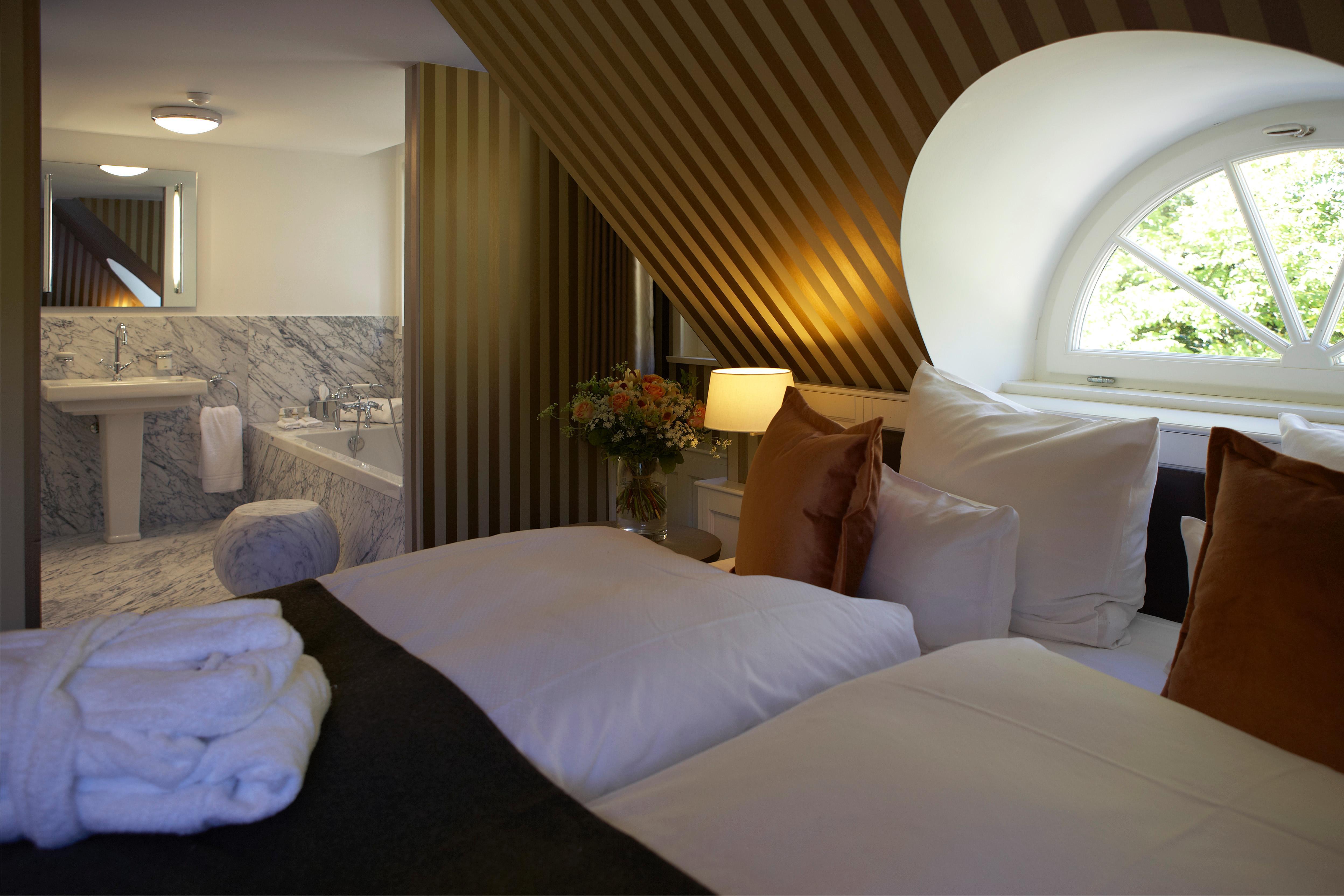 วัลด์โฮเทล ชตุทท์การ์ท Hotel สตุตการ์ต ภายนอก รูปภาพ